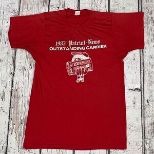 Vintage 1982 Patriot News Carrier Red Crewneck 80s Tee Top Shirt